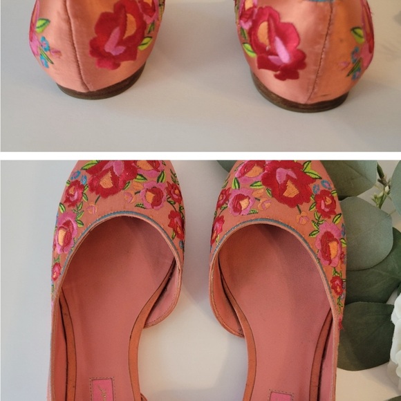 Betsey Johnson Satin floral embroidered flats size 7 - Picture 2 of 3